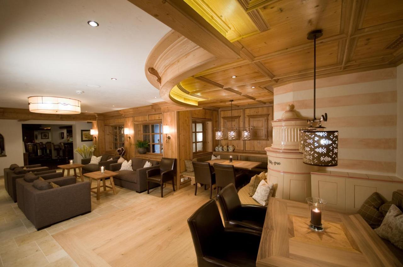 Hotel Berghof Crystal Spa & Sports Tux Exterior photo